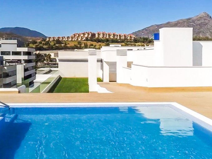Apartamento moderno en venta en Marbella
