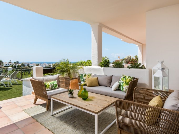Nuevo Apartamento Mediterráneo con jardín