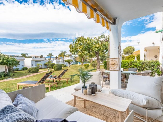 Apartamento con jardín en venta en Aloha