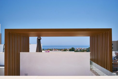 Turnkey Penthouse with sea views for sale in Cancelada