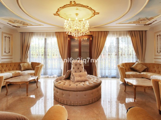 Salón Villa Estilo Árabe en Venta en Guadalmina Baja, Marbella