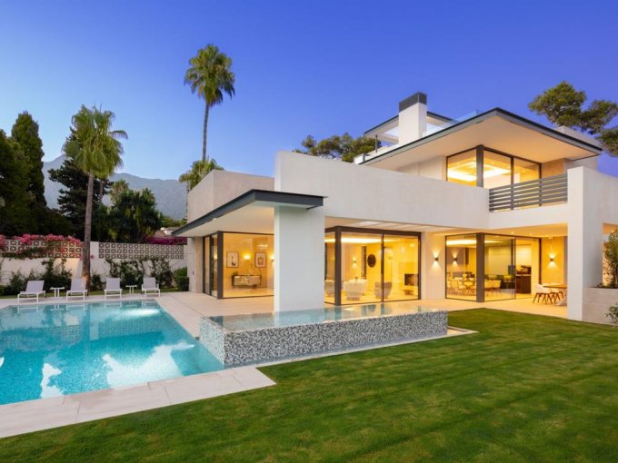 Inicio Nueva Impresionante Villa en Venta en La Carolina, Marbella