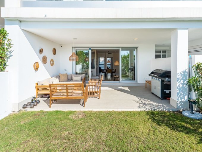 Terraza cubierta Apartamento Nuevo en la Nueva Milla de Oro Estepona en venta