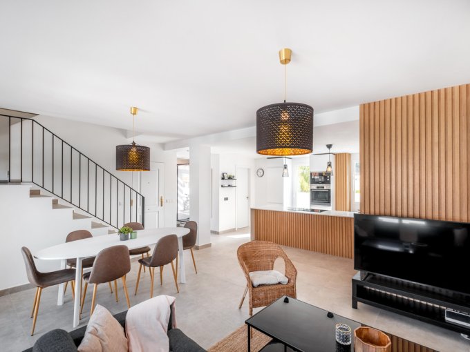 Living room Renovated Duplex Penthouse for Sale in Nueva Andalucia
