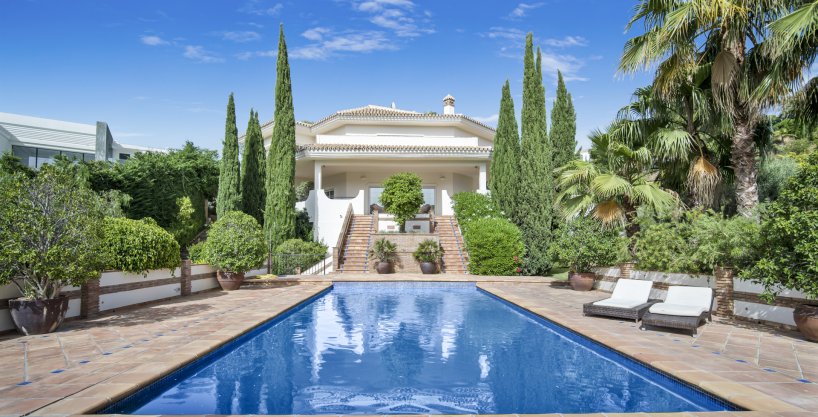 Pool Villa in Vega del Colorado, Benahavis for sale