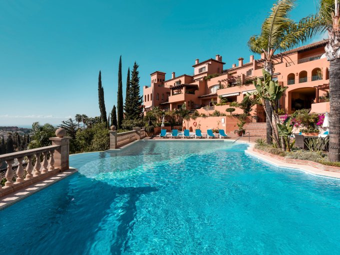Swim Duplex Penthouse in Nueva Andalucia for sale