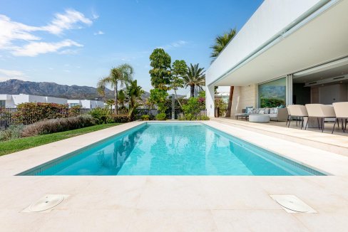 Piscina Villa de lujo en La Finca, Marbella en venta