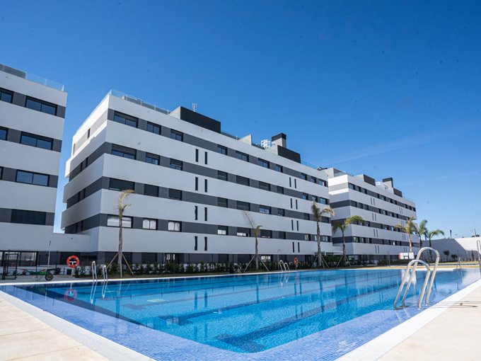 Swimming pool Turnkey Penthouse in Torremolinos for sale