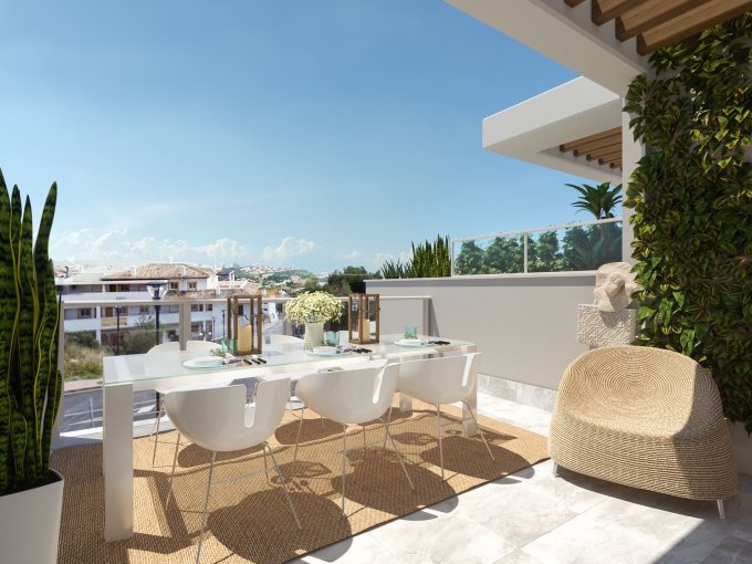 Terraza Pisos Nuevos en Benalmádena en venta