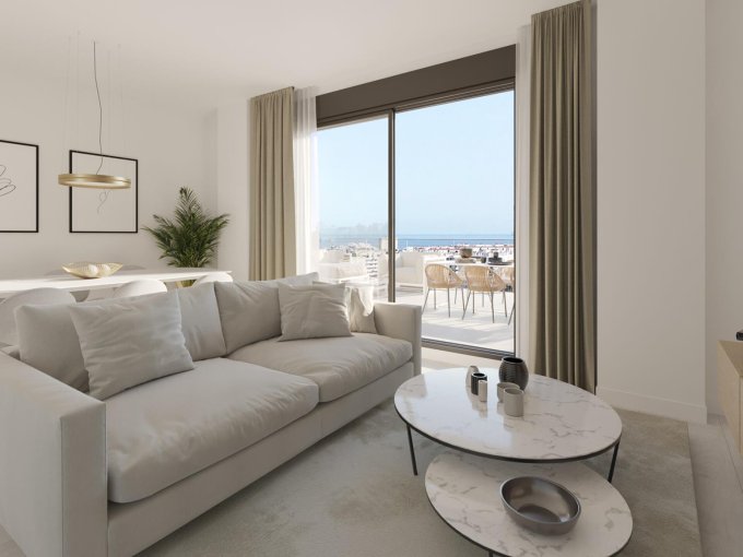 Apartamento nuevo y moderno con vistas al mar en Estepona en venta