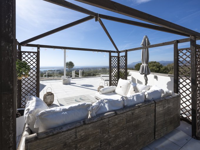 Casa adosada con vista al mar con vistas panorámicas al mar y a la montaña en venta