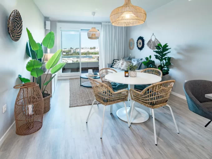 Apartamento de mesa en una excelente ubicación en venta en Nueva Andalucía