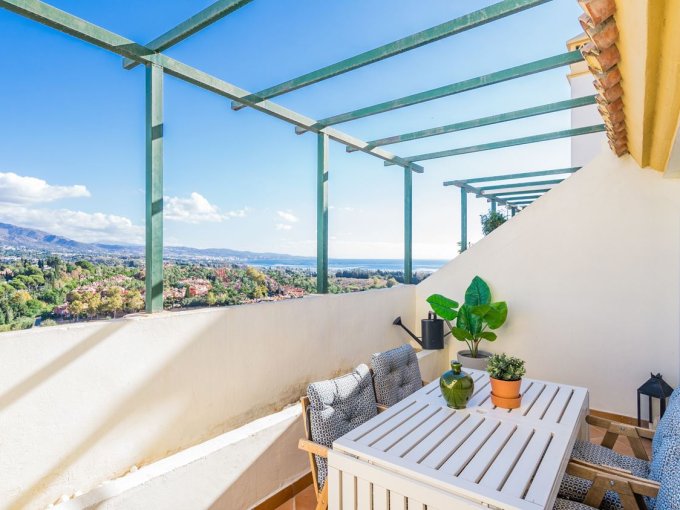Terrace Penthouse near Puerto Banus for Sale