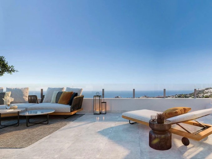 Terraza Piso Nuevo en Venta en Benalmádena