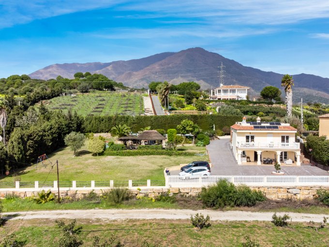 View Villa Close to Estepona Center for sale