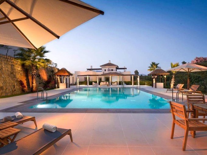 Pool area Duplex Penthouse in La Mairena for sale