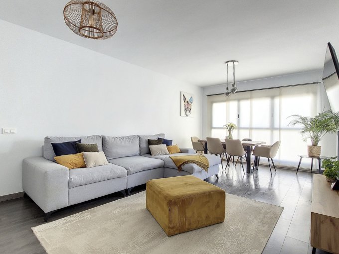 Salon Contemporary Style Duplex Penthouse in Estepona Town for sale