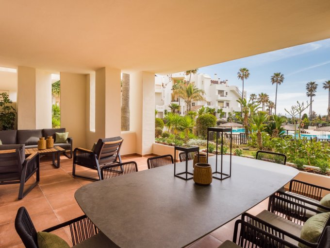 Terrace Frontline Beach Ground Floor Apartment in Bahia del VelerÍn for sale