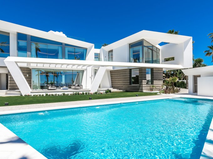 Pool Breath-taking Newly Built Villa in Los Monteros Beach for sale