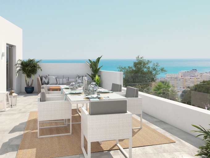 Solarium New Built Apartment in Torremolinos for sale