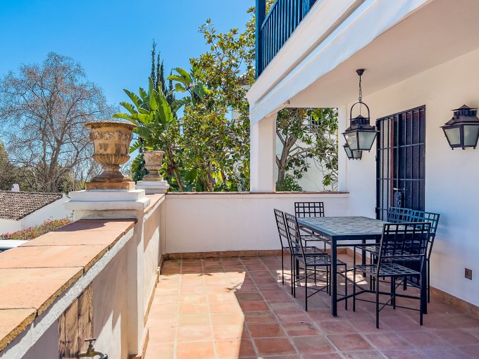 Terrace Semi-Detached House on The Golden Mile for sale