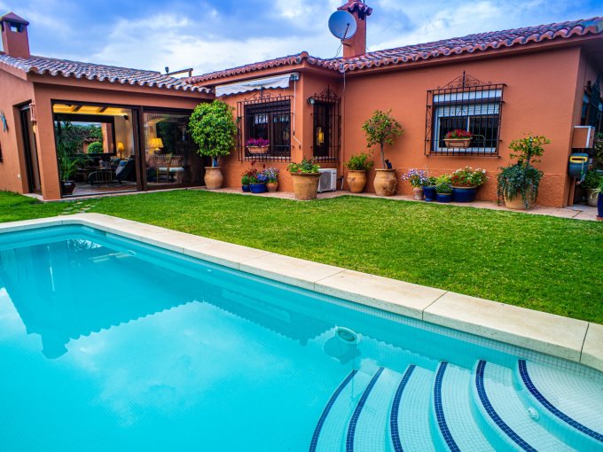 Traditional villa for sale in San Pedro de Alcantara