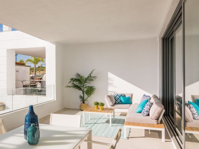 Covered terrace Apartment in Cancelada for Sale