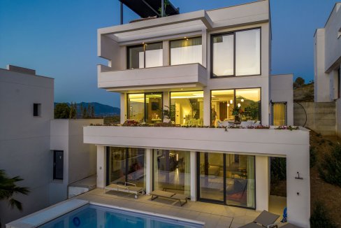 Luxurious Villas in Mijas Costa for sale
