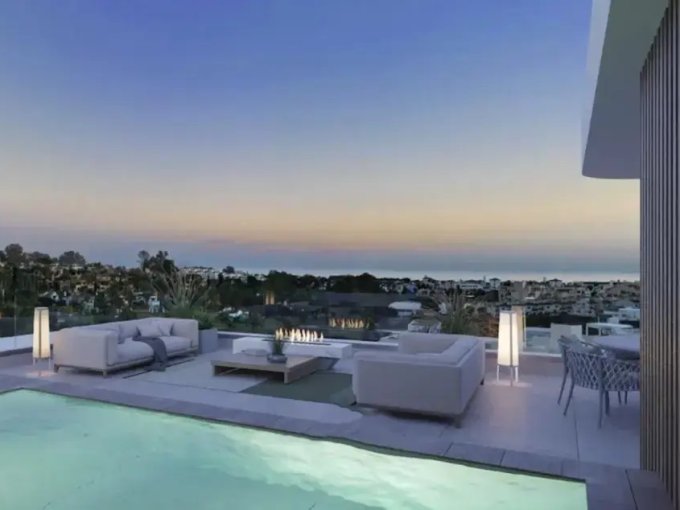New Modern Apartments in Estepona