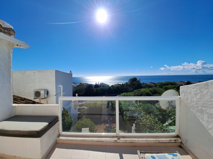 View terrace Villa in Bahia Dorada with Sea View for sale