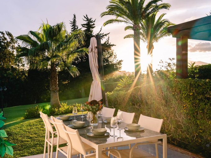 Garden Fantastic Townhouse near Golf Club in Nueva Andalucia for sale