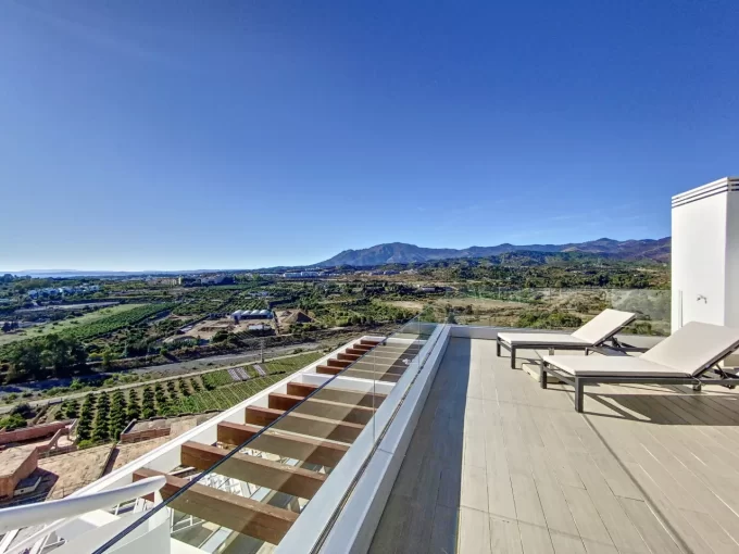 Solarium Duplex Penthouse with Stunning Views in Cancelada, Estepona for sale
