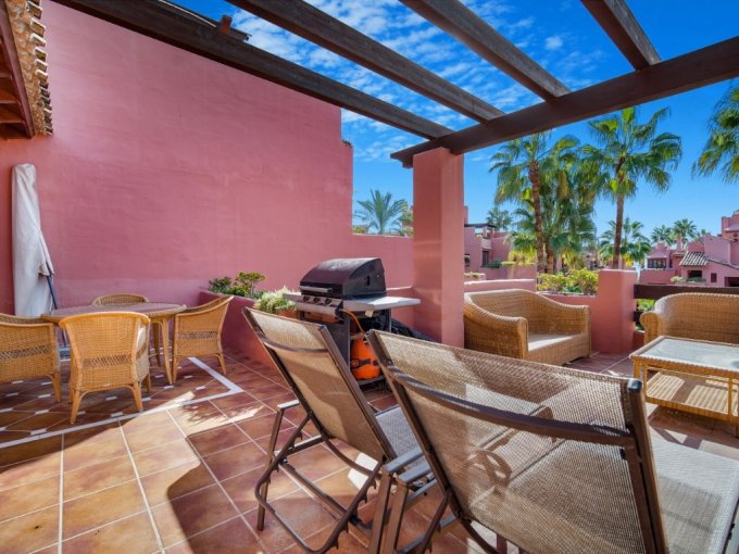 Solarium Beachfront Duplex Penthouse on Menara Beach for Sale