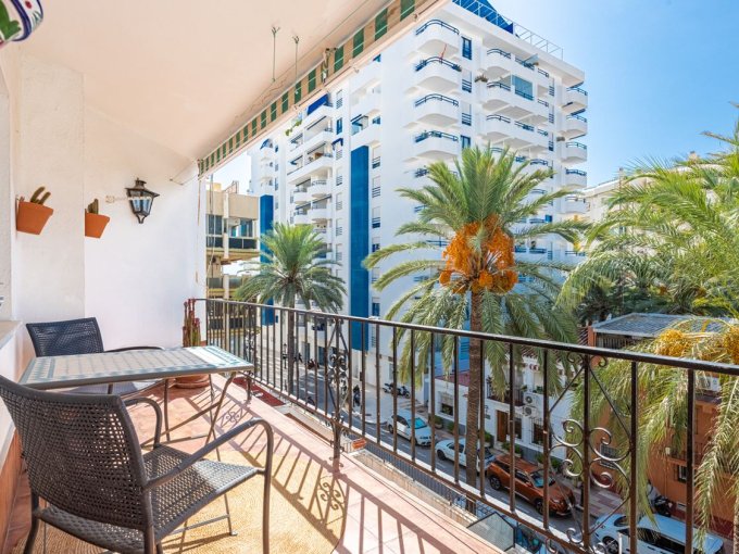 Terrace Cozy Apartment in the Heart of the City for Sale