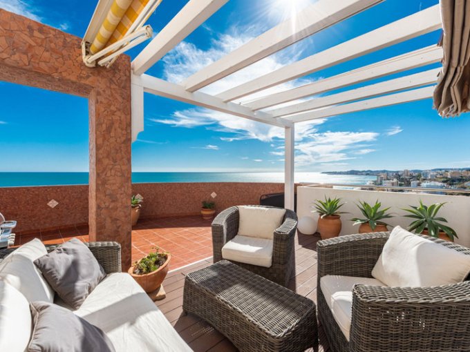 Terrace Penthouse for Sale in Benalmadena