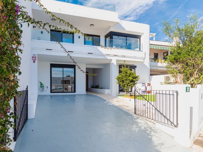 Beautifully Townhouse in Guadalmina Alta for sale