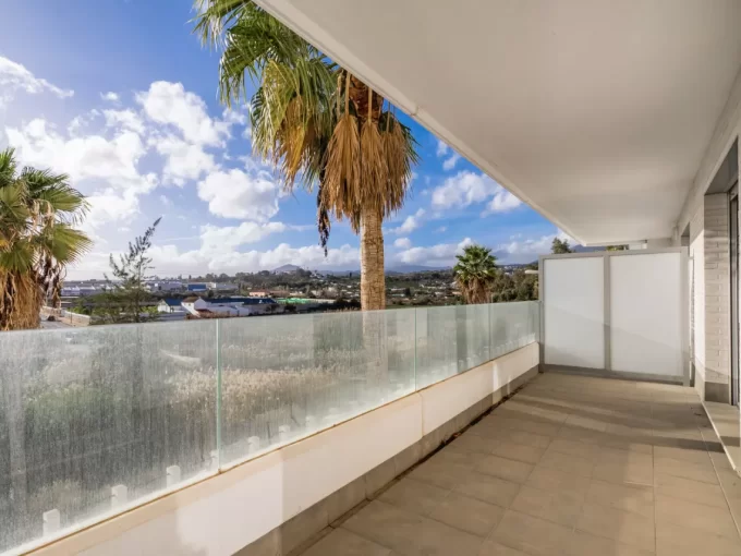 Covered terrace New Apartment for Sale in Nueva Andalucia