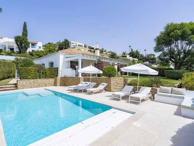 Pool area Incredible Villa in El Paraiso Alto for Sale