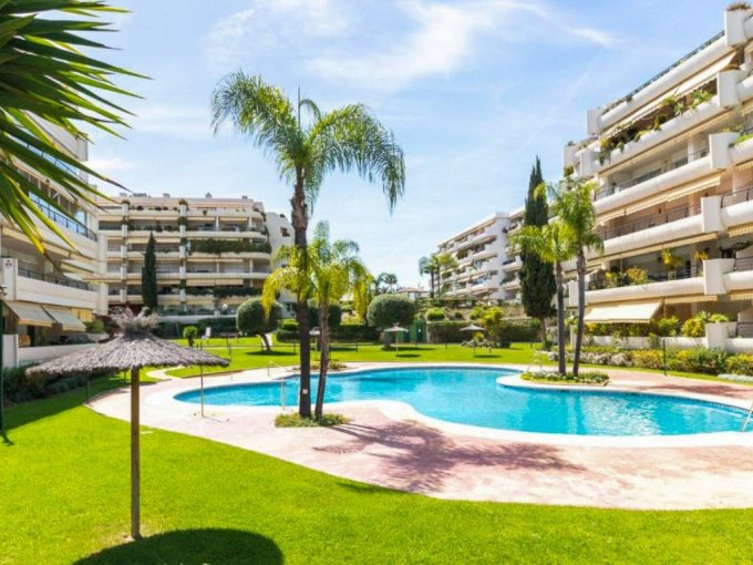 Pool Ground Floor Apartment for Sale in Guadalmina Alta