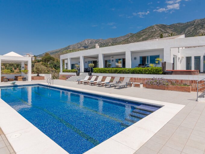 Pool Unique Villa for Sale in Mijas