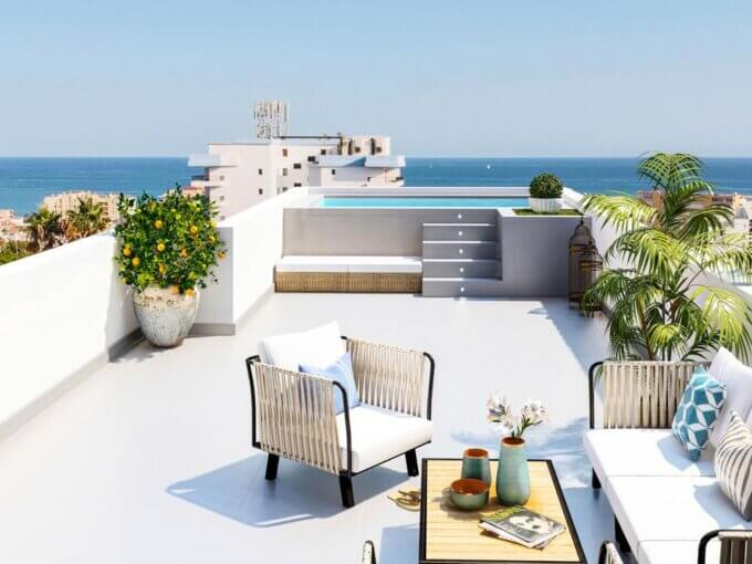 Solarium New Apartment for Sale with Private Pool in Torremolinos
