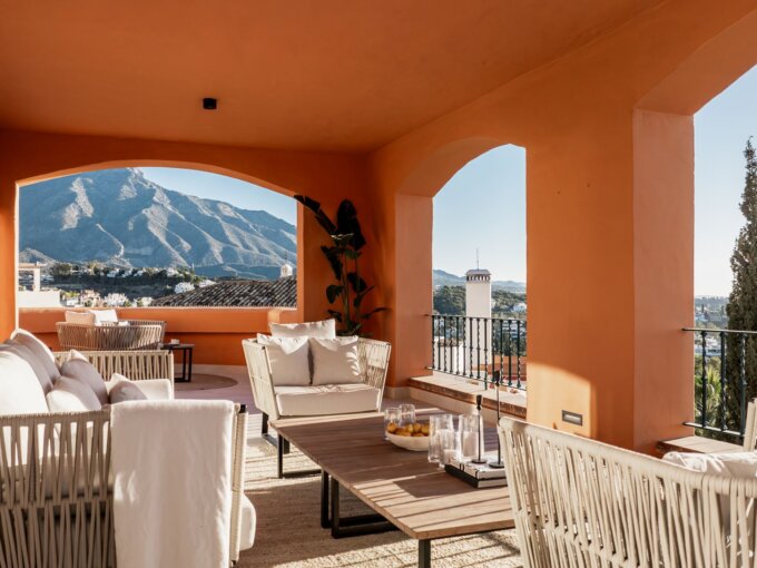 Terrace view Luxury Apartment for Sale in Nueva Andalucia