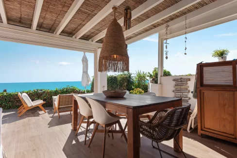 Outdoor table Beachfront Townhouse for Sale in Estepona