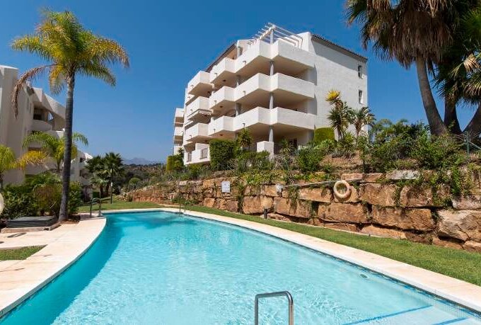 Pool Beautiful Penthouse for Sale in Elviria