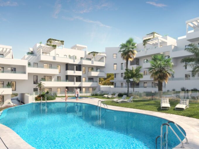 Pool New Built Apartment for Sale in Malaga. Property for sale in Marbella.