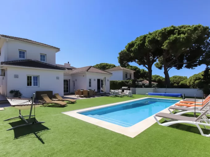 Renovated Villa for Sale in Calahonda, Mijas