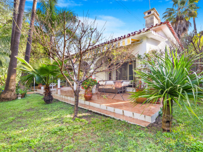 Terrace https://vedamarbella.com/property/apartment-in-la-campana-for-sale/