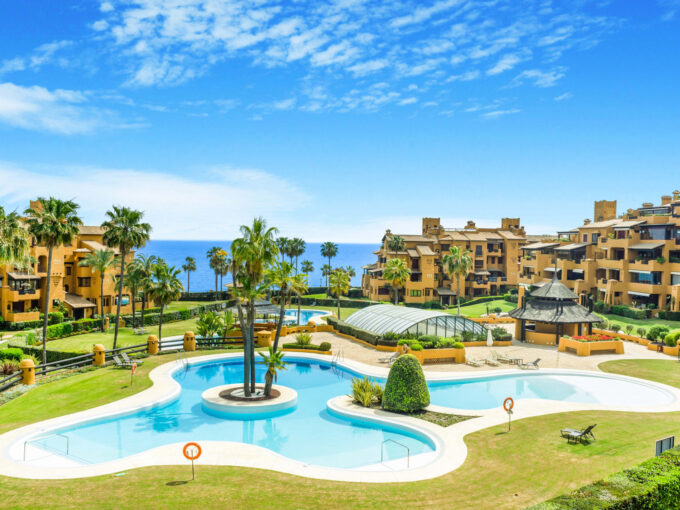 View Apartment for Sale in Los Granados Del Mar. Real estate for sale in Marbella.