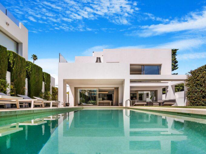 Villa in Rio Verde for Sale. Property for sale in Marbella.