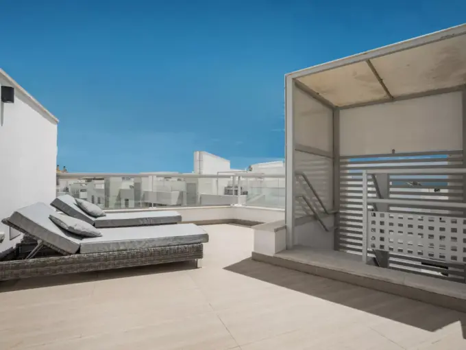 Solarium Penthouse for Sale in San Pedro de Alcantara. Real estate for sale in Marbella.